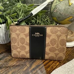 Coach Corner Zip Wristlet Signature Canvas With Stripe
